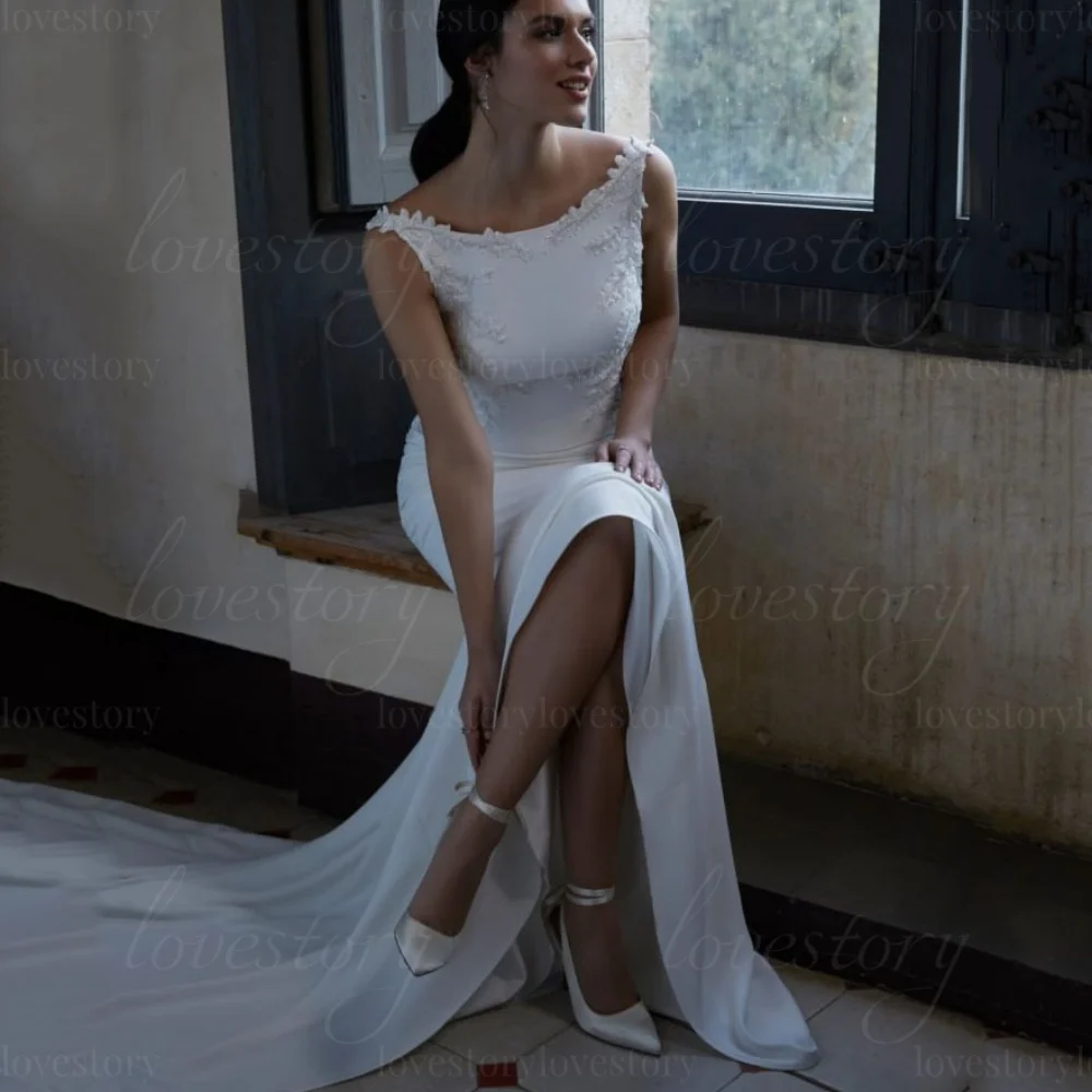 Vintage Classic Customized Wedding Dresses Satin Bridal Gowns Mermaid Tank Lace Applique Bride Robe Vestidos De Noiva
Vintage Classic Customized Wedding Dresses Satin Bridal Gowns Mermaid Tank Lace Applique Bride Robe Vestidos De Noiva