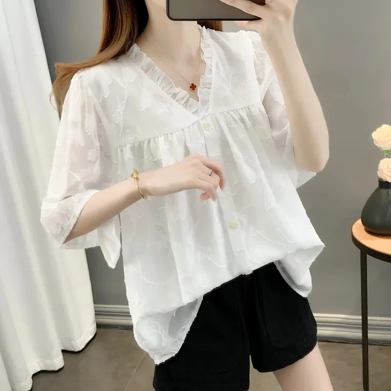 Women V-neck Solid Color Flared Sleeve Chiffon Pullover Top Summer Female Pullover Short Sleeves Ruffled Chiffon Shirt Coat
Women V-neck Solid Color Flared Sleeve Chiffon Pullover Top Summer Female Pullover Short Sleeves Ruffled Chiffon Shirt Coat