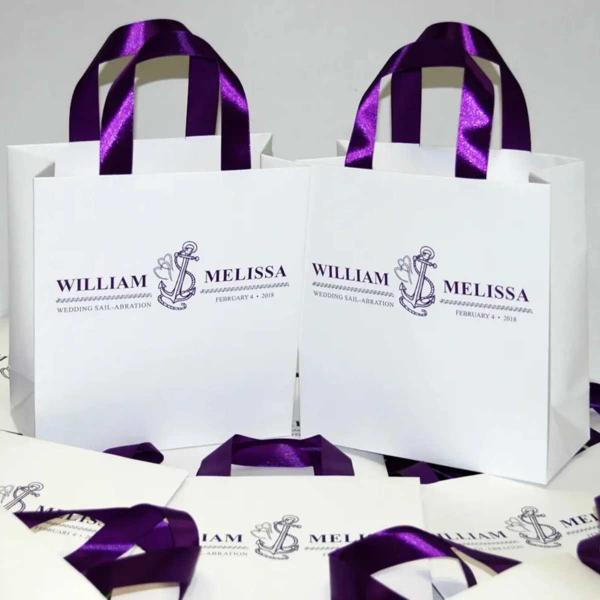 Морские свадебные сумки для гостей, сумки Anchor Wedding Welcome с фиолетовыми ленточными ручками, свадебные подарки на лодке и яхте и
Морские свадебные сумки для гостей, сумки Anchor Wedding Welcome с фиолетовыми ленточными ручками, свадебные подарки на лодке и яхте и