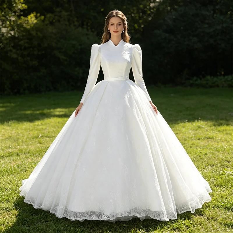 Customized Modest Wedding Dress Ivory O-neck long Sleeves Floor Length Fully Lined Plus size Wedding Ball Gowns De Novia WE010
Customized Modest Wedding Dress Ivory O-neck long Sleeves Floor Length Fully Lined Plus size Wedding Ball Gowns De Novia WE010