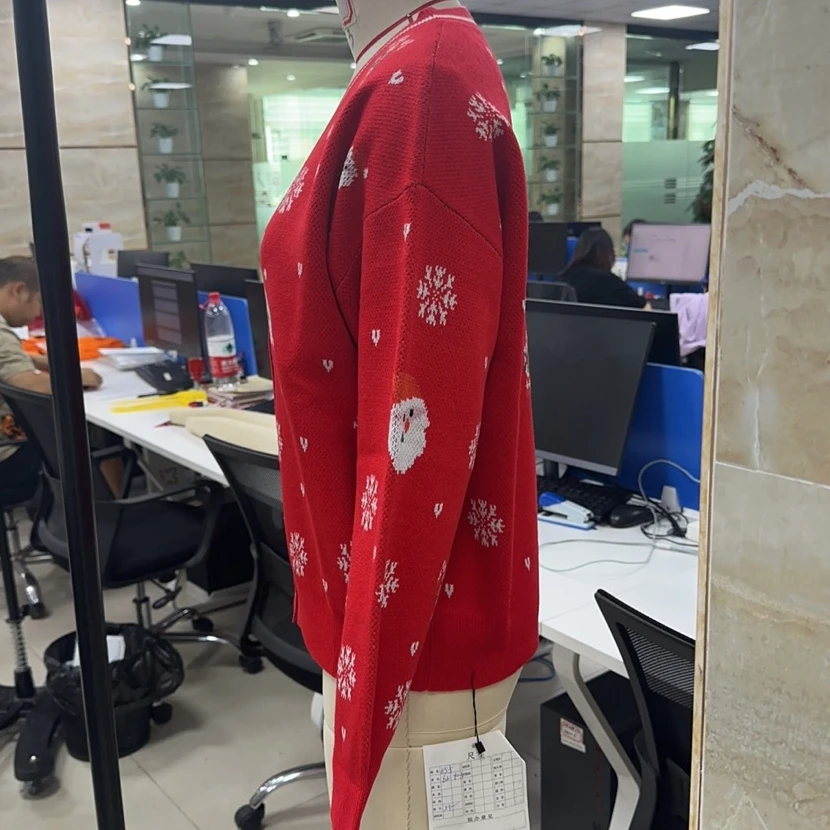 Рождественский женский вязаный кардиган с длинными рукавами и v-образным вырезом на пуговицах, свободный кардиган Sudaderas De Mujer
Рождественский женский вязаный кардиган с длинными рукавами и v-образным вырезом на пуговицах, свободный кардиган Sudaderas De Mujer