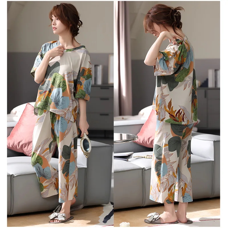 New Style Pajamas Women's Super Cool Summer Rc Modal Cotton Silk Short Sleeved Capris Loose Wide Leg Household Clothes Printing
New Style Pajamas Women's Super Cool Summer Rc Modal Cotton Silk Short Sleeved Capris Loose Wide Leg Household Clothes Printing
