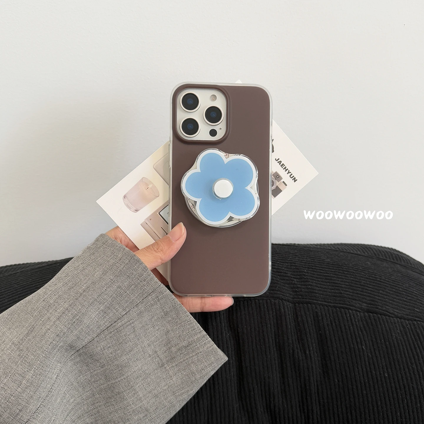 New 2025 fashion Magnetic flower holder For Magsafe Case For iPhone 16 15 14 13 Pro Max 15pro 14pro Shockproof Fundas 13 15
New 2025 fashion Magnetic flower holder For Magsafe Case For iPhone 16 15 14 13 Pro Max 15pro 14pro Shockproof Fundas 13 15