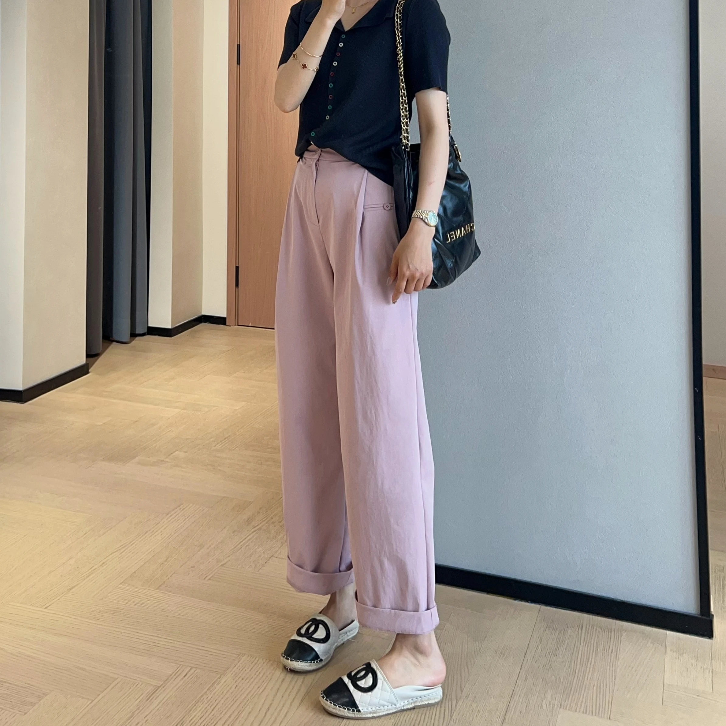 Ультратонкие хлопковые брюки с эластичным поясом и широкими штанинами, повседневные, женские, тонкие, в стиле Харадзюку, с высокой талией, на пуговицах, из полиэстера
Ультратонкие хлопковые брюки с эластичным поясом и широкими штанинами, повседневные, женские, тонкие, в стиле Харадзюку, с высокой талией, на пуговицах, из полиэстера