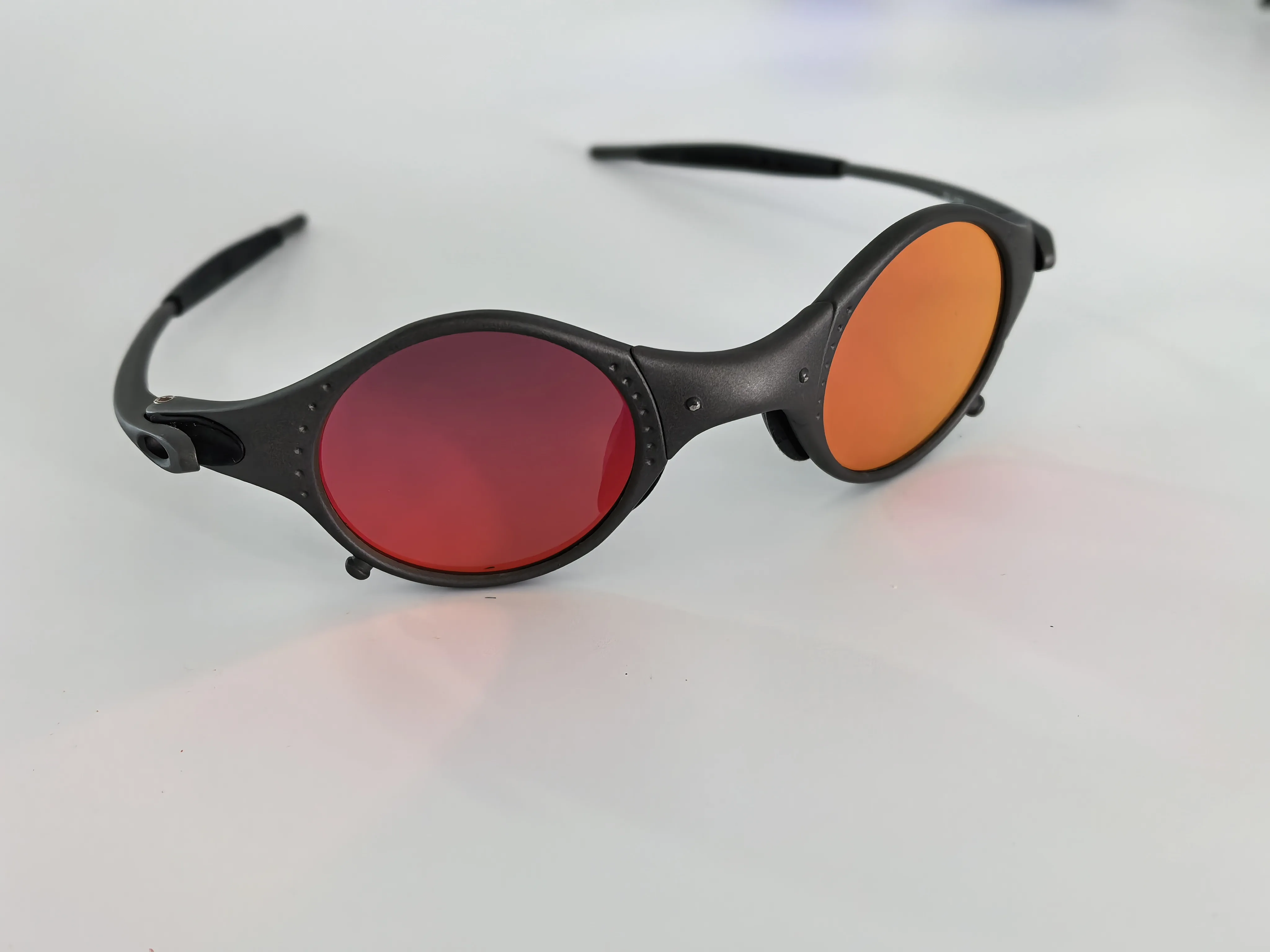 Велосипедные очки унисекс Mars Sand Black Punk Ретро Металлическое зеркало Солнцезащитный крем футуристический
Велосипедные очки унисекс Mars Sand Black Punk Ретро Металлическое зеркало Солнцезащитный крем футуристический