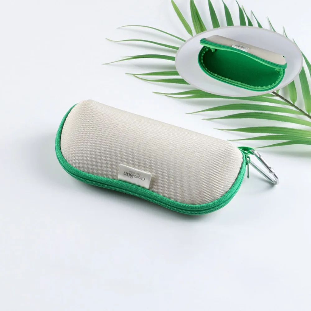New Canvas Eyeglasses Case Ultralight with Hook Sunglasses Case Portable Zipper Sunglasses Storage Bag
New Canvas Eyeglasses Case Ultralight with Hook Sunglasses Case Portable Zipper Sunglasses Storage Bag