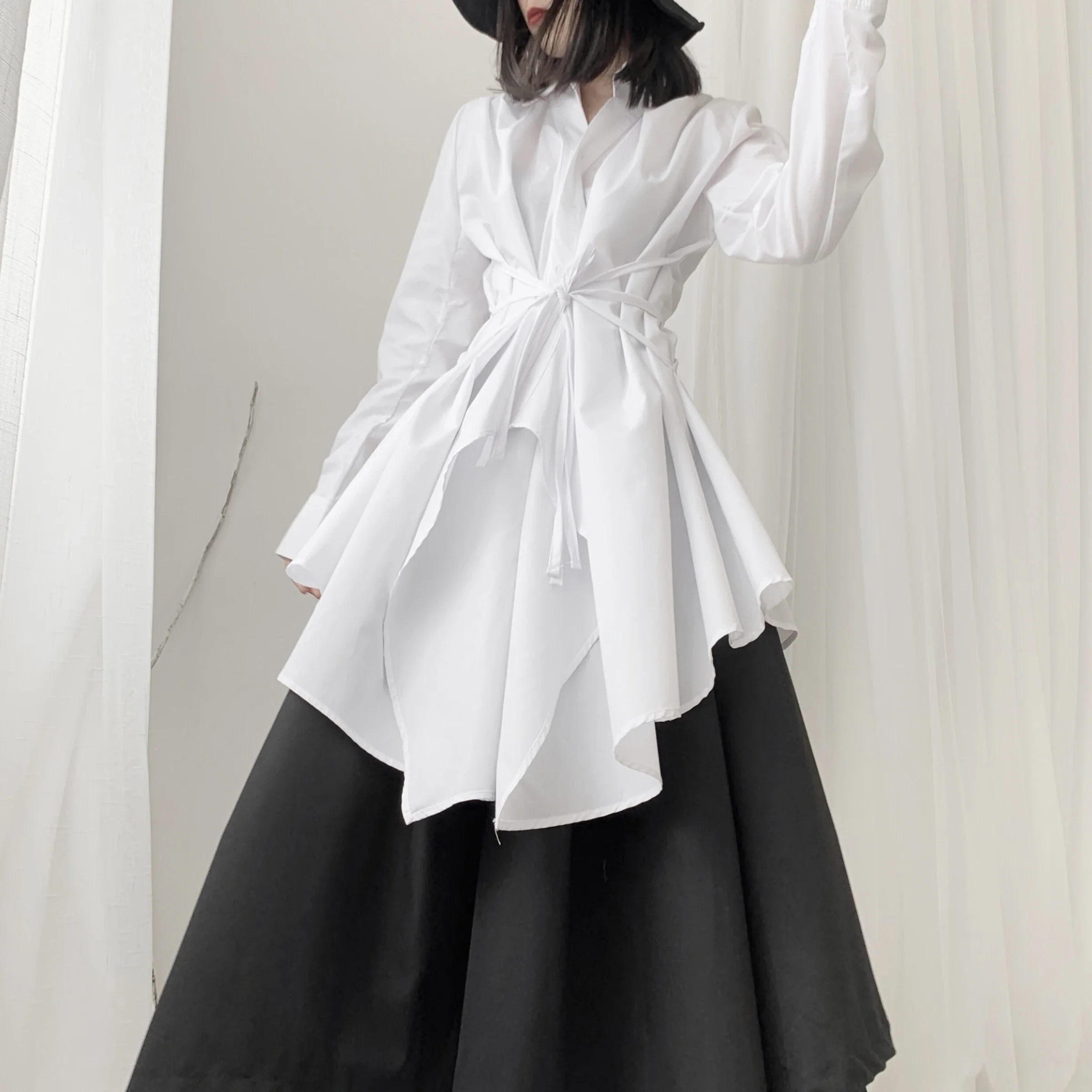 SuperAen Korean Style Original Design Fashion Shirt Women's Irregular Long Shirt Dress Women's Turn-down Collar Tops
SuperAen Korean Style Original Design Fashion Shirt Women's Irregular Long Shirt Dress Women's Turn-down Collar Tops