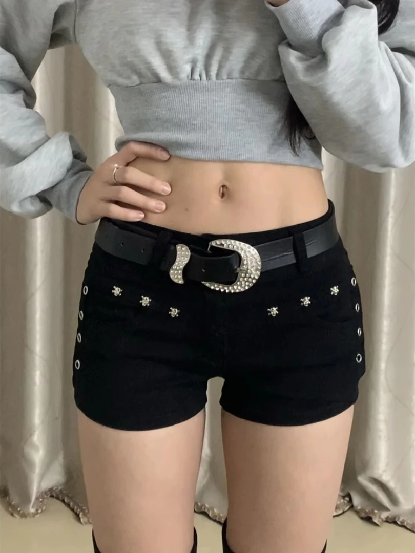 plus Size Women's Rivet Ultra Shorts Casual Slimming Elastic Denim Hot Pants High Waist Straight Leg Summer Wear Resistant
plus Size Women's Rivet Ultra Shorts Casual Slimming Elastic Denim Hot Pants High Waist Straight Leg Summer Wear Resistant