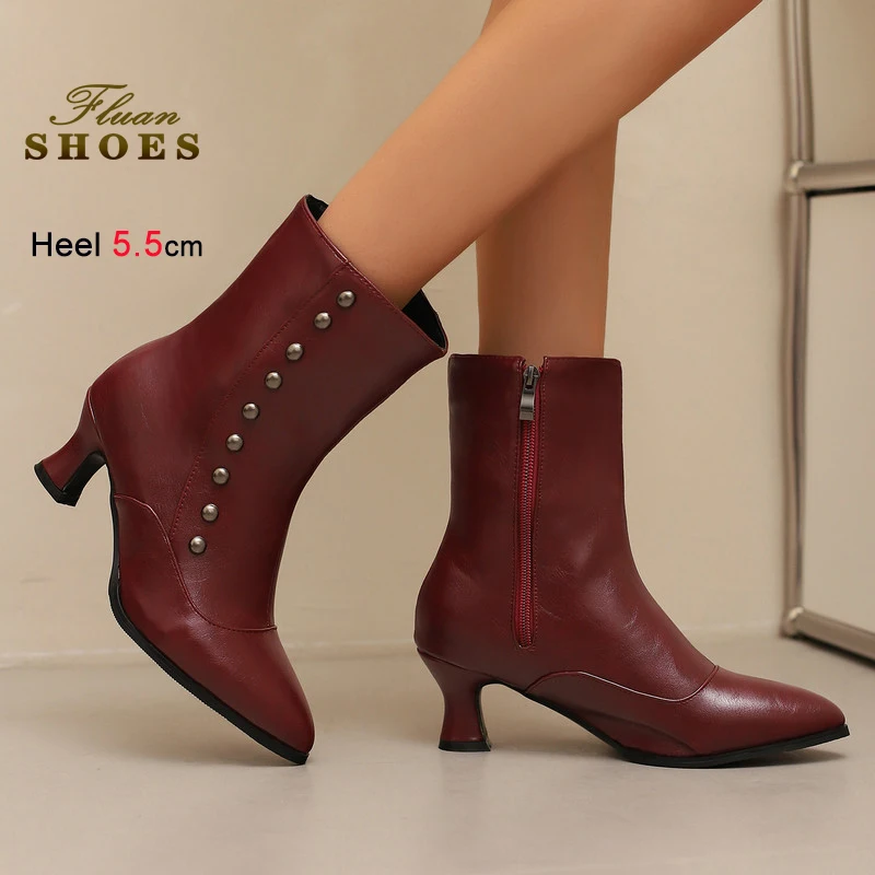 2025 Короткие сапоги в стиле ретро, женская обувь, ковбойские сапоги в стиле вестерн, ботильоны на грубом каблуке с острым носком, женские ботинки на среднем каблуке с боковой молнией
2025 Короткие сапоги в стиле ретро, женская обувь, ковбойские сапоги в стиле вестерн, ботильоны на грубом каблуке с острым носком, женские ботинки на среднем каблуке с боковой молнией