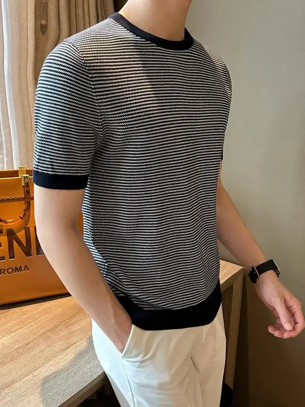 Summer Slim Fit Men's ort Sve T-irt Korean Sle Retro Stripes Breathable Faionable Knitted irt Casual round Ne
Summer Slim Fit Men's ort Sve T-irt Korean Sle Retro Stripes Breathable Faionable Knitted irt Casual round Ne