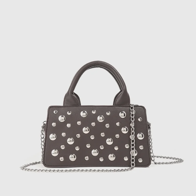 Rivet Retro Punk Top-handle Handbag Fashionable And Versatile Single-shoulder Chain Crossbody Bag For Women
Rivet Retro Punk Top-handle Handbag Fashionable And Versatile Single-shoulder Chain Crossbody Bag For Women