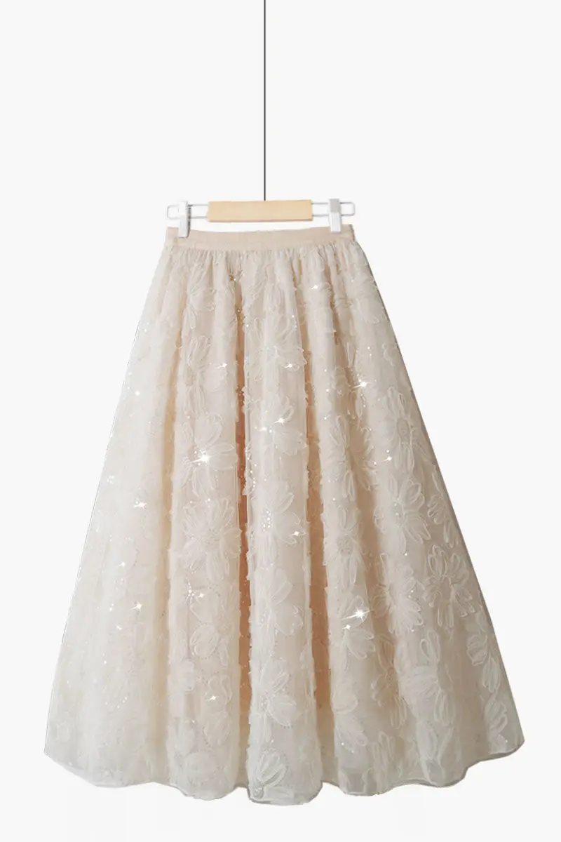 Spring Midi Skirt for Women Sweet Vintage Fairy Style with Solid Color Sequin Lace & Floral Embroidery Elegant and Dreamy Look
Spring Midi Skirt for Women Sweet Vintage Fairy Style with Solid Color Sequin Lace & Floral Embroidery Elegant and Dreamy Look
