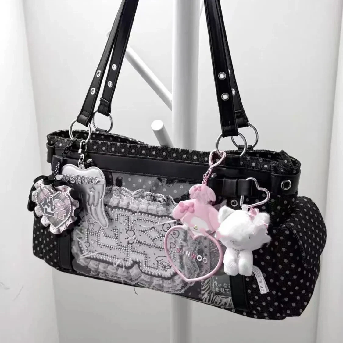 New Japanese Style Y2K Cool Ulzzang Ita Bag for Women College Style Jk Uniform Shoulder Bag, Daily Commuting Trendy Tote Bag
New Japanese Style Y2K Cool Ulzzang Ita Bag for Women College Style Jk Uniform Shoulder Bag, Daily Commuting Trendy Tote Bag