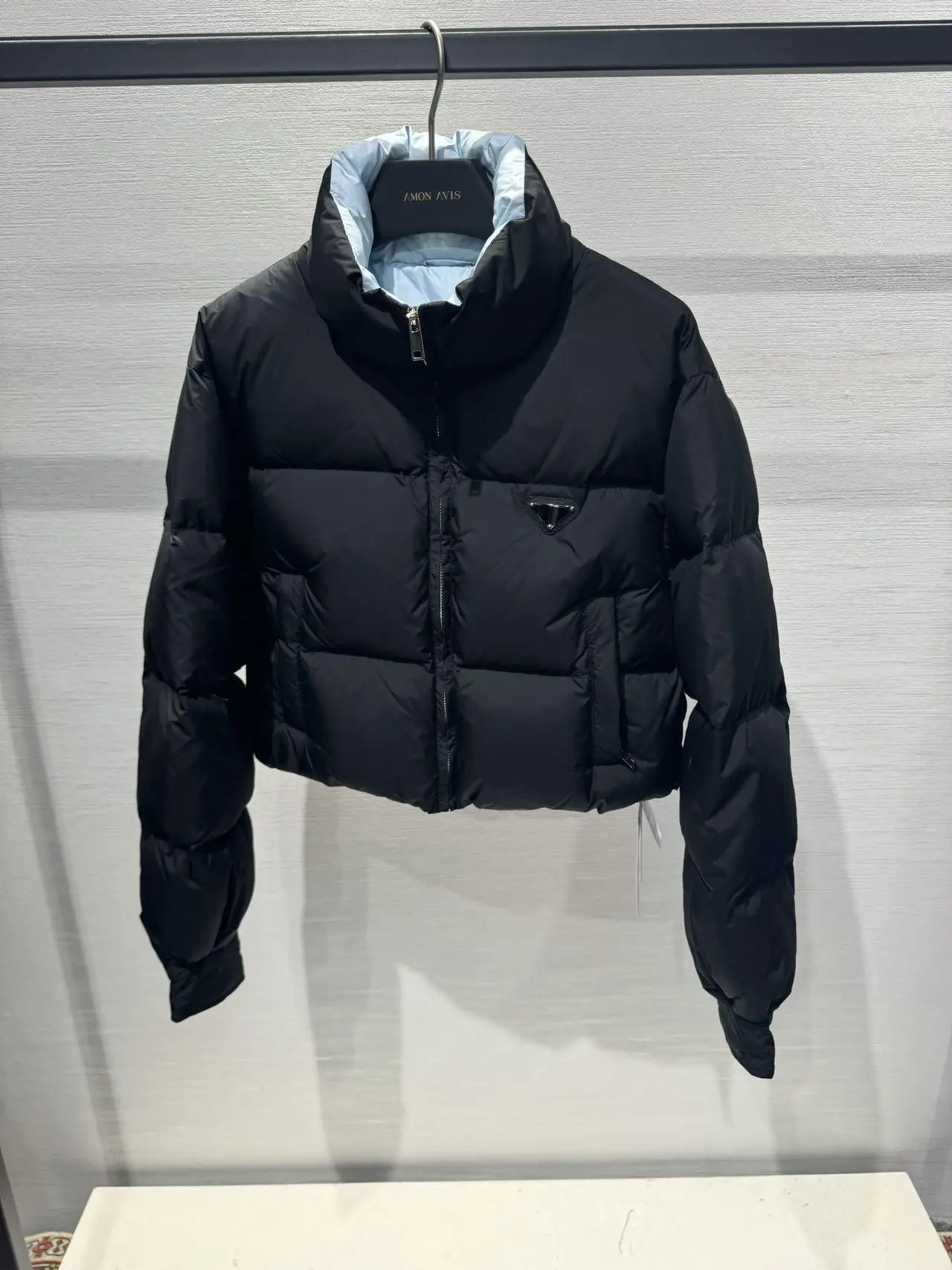 Lightweight ort White down Jaet for Women Faionable Versatile Streetwear Casual Sle 90% White Du down Filling
Lightweight ort White down Jaet for Women Faionable Versatile Streetwear Casual Sle 90% White Du down Filling