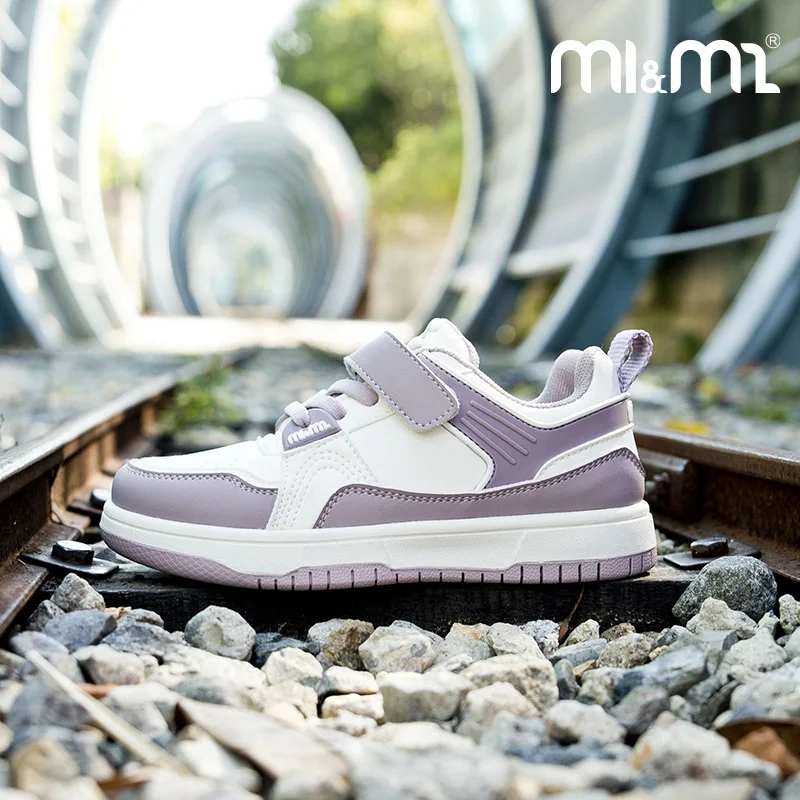 M1&M2 Spring Autumn Soft Bottom Shoes Boys Girls Fashionable Board Sneakers Leather Flat Non-slip Lightweight Sports Footwear
M1&M2 Spring Autumn Soft Bottom Shoes Boys Girls Fashionable Board Sneakers Leather Flat Non-slip Lightweight Sports Footwear