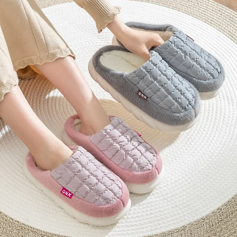 Winter Thicksoled Plush Slippers Home Indoor Anti-slip Slipper Comfortable Warmth Footwear for Home Indoor And Outdoor Use
Winter Thicksoled Plush Slippers Home Indoor Anti-slip Slipper Comfortable Warmth Footwear for Home Indoor And Outdoor Use