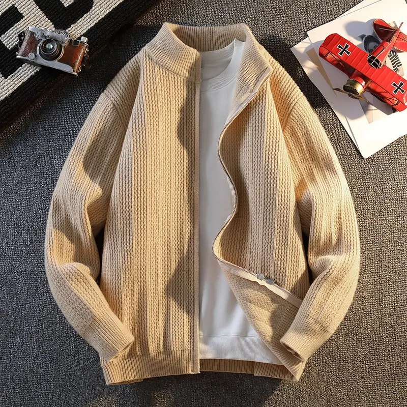 Новый мужской кардиган-свитер 2026 года: высококачественный, комфортный, свободного кроя, больших размеров, модный, универсальный, повседневный, в стиле кэжуал
Новый мужской кардиган-свитер 2026 года: высококачественный, комфортный, свободного кроя, больших размеров, модный, универсальный, повседневный, в стиле кэжуал