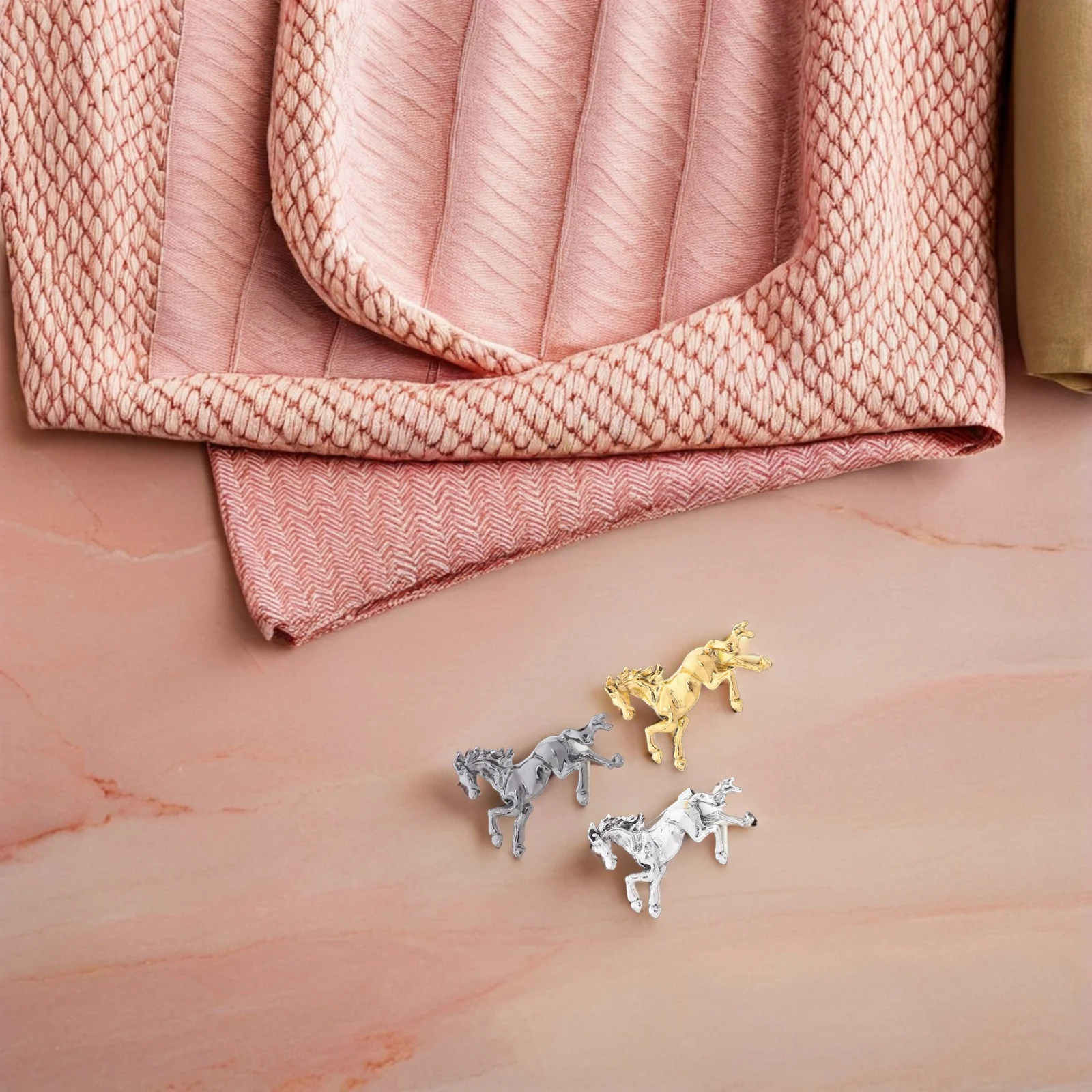 3pcs Brooch Metal 3D Racing Lapel For Women Men Animal Badge Clothing Accessory Jewelry Backpack Hat Shirt Retro Design Enamel
3pcs Brooch Metal 3D Racing Lapel For Women Men Animal Badge Clothing Accessory Jewelry Backpack Hat Shirt Retro Design Enamel