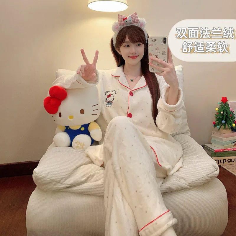 Зимний пижамный комплект с клетчатым принтом «Hello Kitty», новый пижамный костюм с героями мультфильмов, теплый корейский милый плюшевый домашний комплект Y2K, милая одежда для сна 
Зимний пижамный комплект с клетчатым принтом «Hello Kitty», новый пижамный костюм с героями мультфильмов, теплый корейский милый плюшевый домашний комплект Y2K, милая одежда для сна