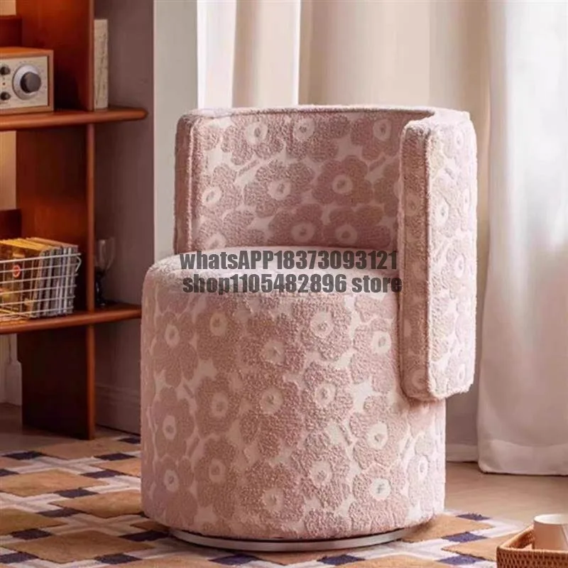 Light luxury bedroom makeup dressing Nordic chair simple girl backrest home makeup stool can be rotated
Light luxury bedroom makeup dressing Nordic chair simple girl backrest home makeup stool can be rotated