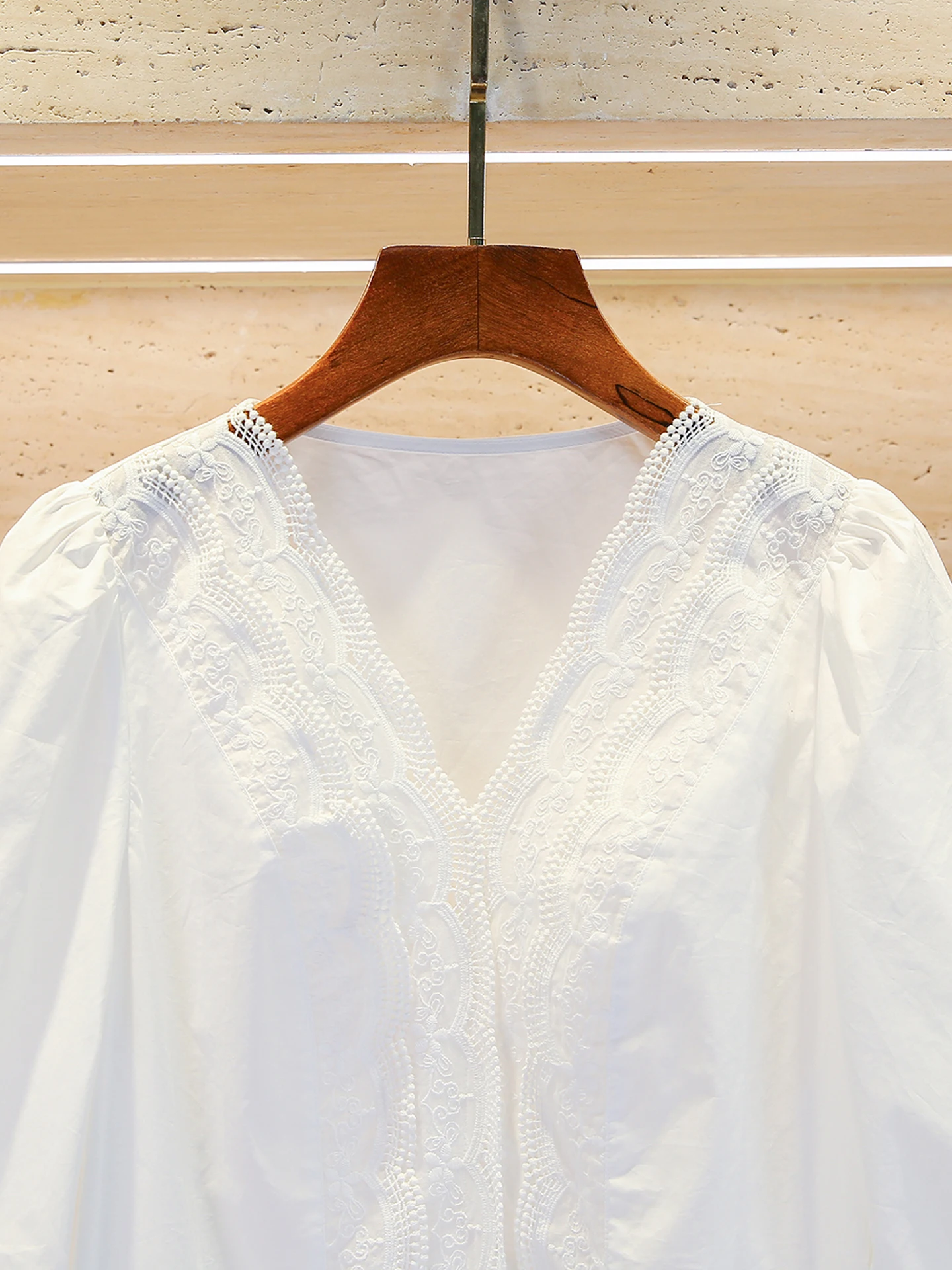 White Lace Trim Bubble Sve V-Ne irt Women's Top Premium Quali Commute Sle Loose Fit Embroidered 7/8 Sve Length
White Lace Trim Bubble Sve V-Ne irt Women's Top Premium Quali Commute Sle Loose Fit Embroidered 7/8 Sve Length