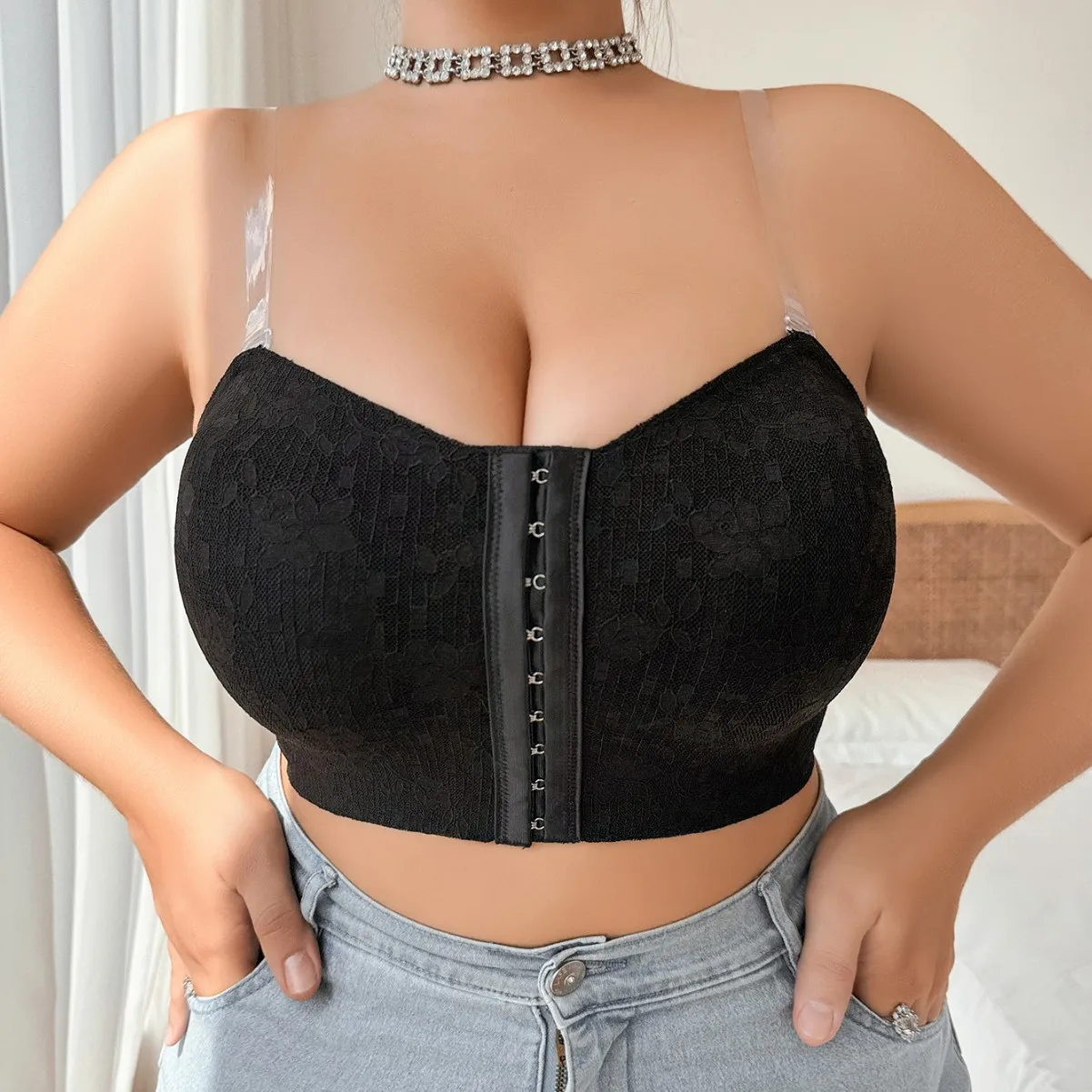 Strapless Front-Closure Bra Full-Coverage Push-Up & Wire-Free Adjustable Support for Curvy Women Underwear Brassiere
Strapless Front-Closure Bra Full-Coverage Push-Up & Wire-Free Adjustable Support for Curvy Women Underwear Brassiere