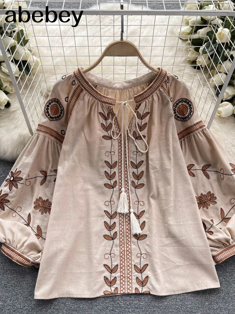 New Women O Neck Puff Sleeve Print Heavy Shirt Panelled Lace Up Pullover Embroidery National Style Blouse Casual Tassels Tops
New Women O Neck Puff Sleeve Print Heavy Shirt Panelled Lace Up Pullover Embroidery National Style Blouse Casual Tassels Tops