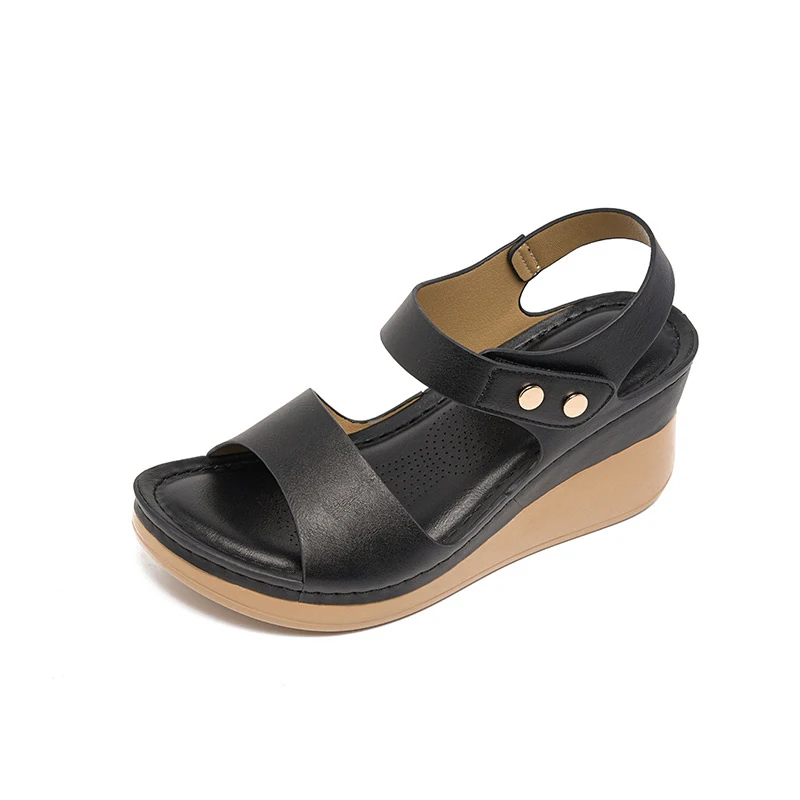 New 2026 Spring/Summer Thick-Soled Women's Sandals, Casual and Comfortable, Large Size with Metal Buckle
New 2026 Spring/Summer Thick-Soled Women's Sandals, Casual and Comfortable, Large Size with Metal Buckle