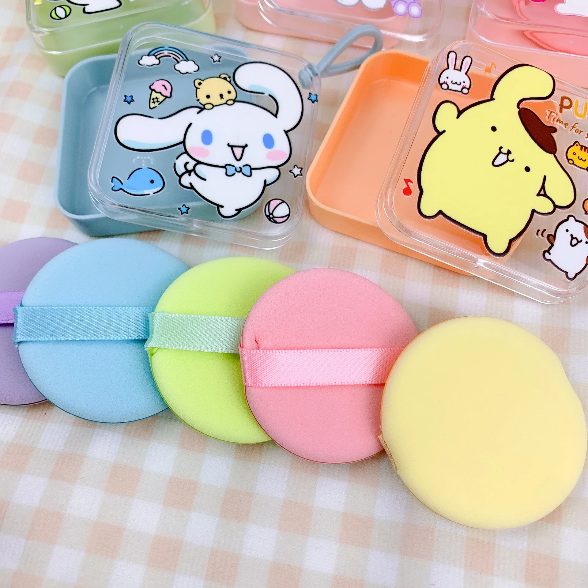 -Hello Kitty My Melody Cartoon Double-Sided Powder Puff Storage Box Wet and Dry Dual-Use Adhesive Makeup Sponge Gift for Girls
-Hello Kitty My Melody Cartoon Double-Sided Powder Puff Storage Box Wet and Dry Dual-Use Adhesive Makeup Sponge Gift for Girls