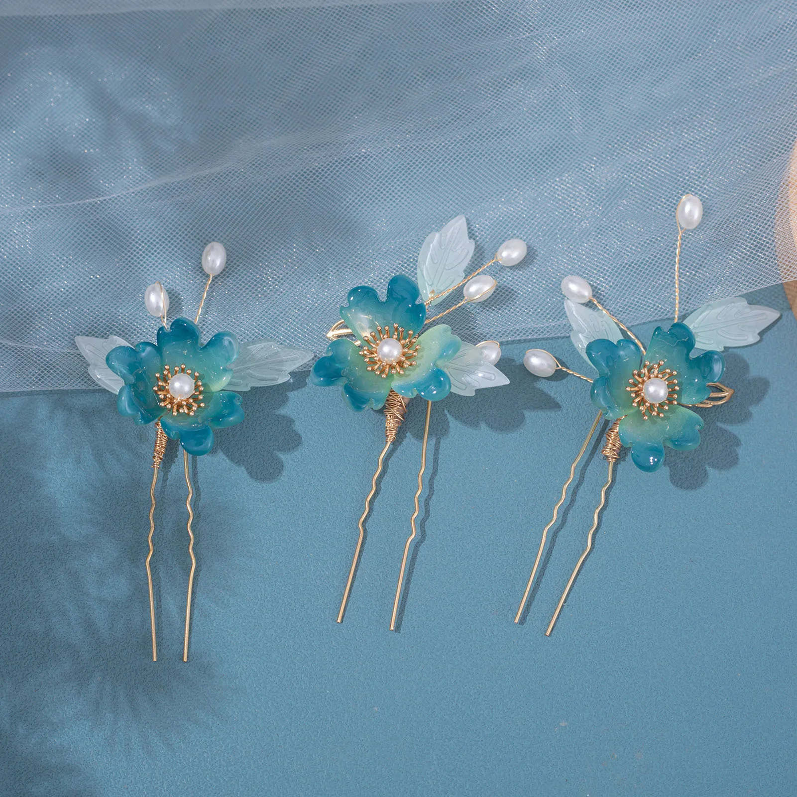 Blue Flower Pearl Hairpin Handmade Ancient Style Elegant Bridal Hair Clip for Women Wedding Party Dating Hairdress
Blue Flower Pearl Hairpin Handmade Ancient Style Elegant Bridal Hair Clip for Women Wedding Party Dating Hairdress