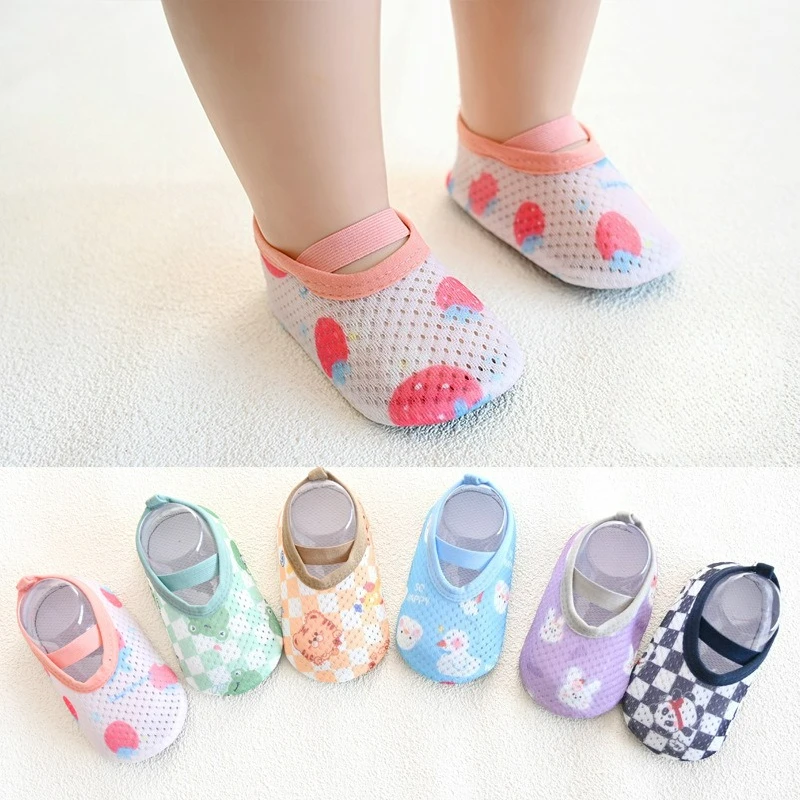 Mesh Non-slip Toddler Shoes Spring and Summer Floor Shoes Cartoon Elastic Band Soft-soled Shoes
Mesh Non-slip Toddler Shoes Spring and Summer Floor Shoes Cartoon Elastic Band Soft-soled Shoes