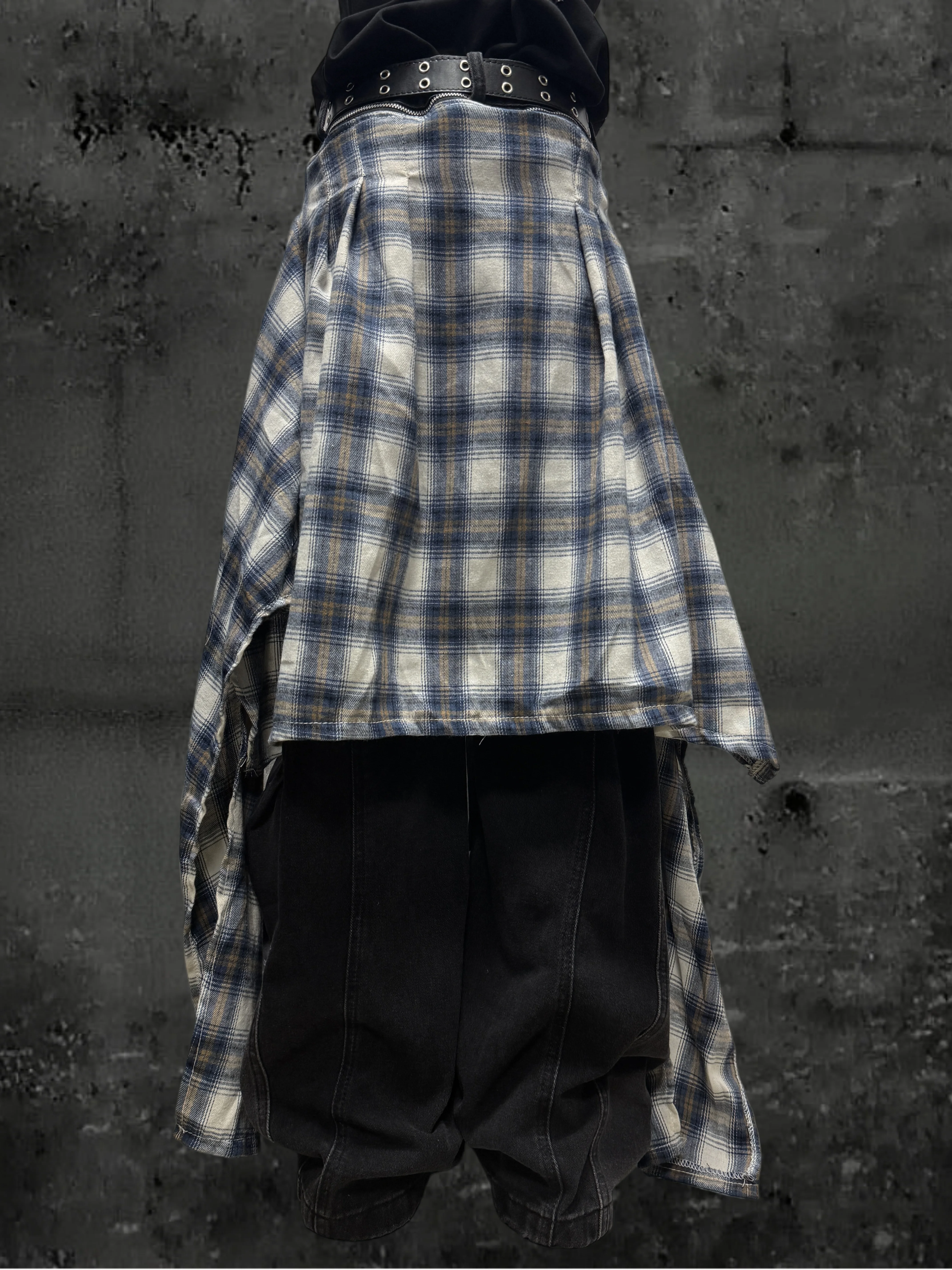 American-Style Fake Two-Piece Machete Jeans Japanese-Style Ripped Deconstruction Stitching Pleated Wide-Leg Pants
American-Style Fake Two-Piece Machete Jeans Japanese-Style Ripped Deconstruction Stitching Pleated Wide-Leg Pants