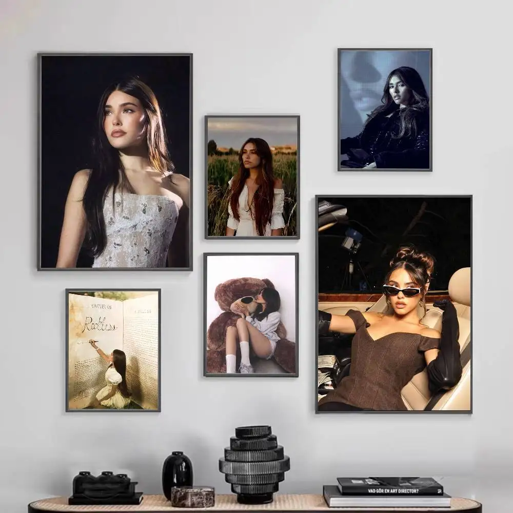 M-Madison SINGER B-Beer Poster HD Quality Wall Art Retro Posters For Home Room Wall Decor Self Adhesive
M-Madison SINGER B-Beer Poster HD Quality Wall Art Retro Posters For Home Room Wall Decor Self Adhesive