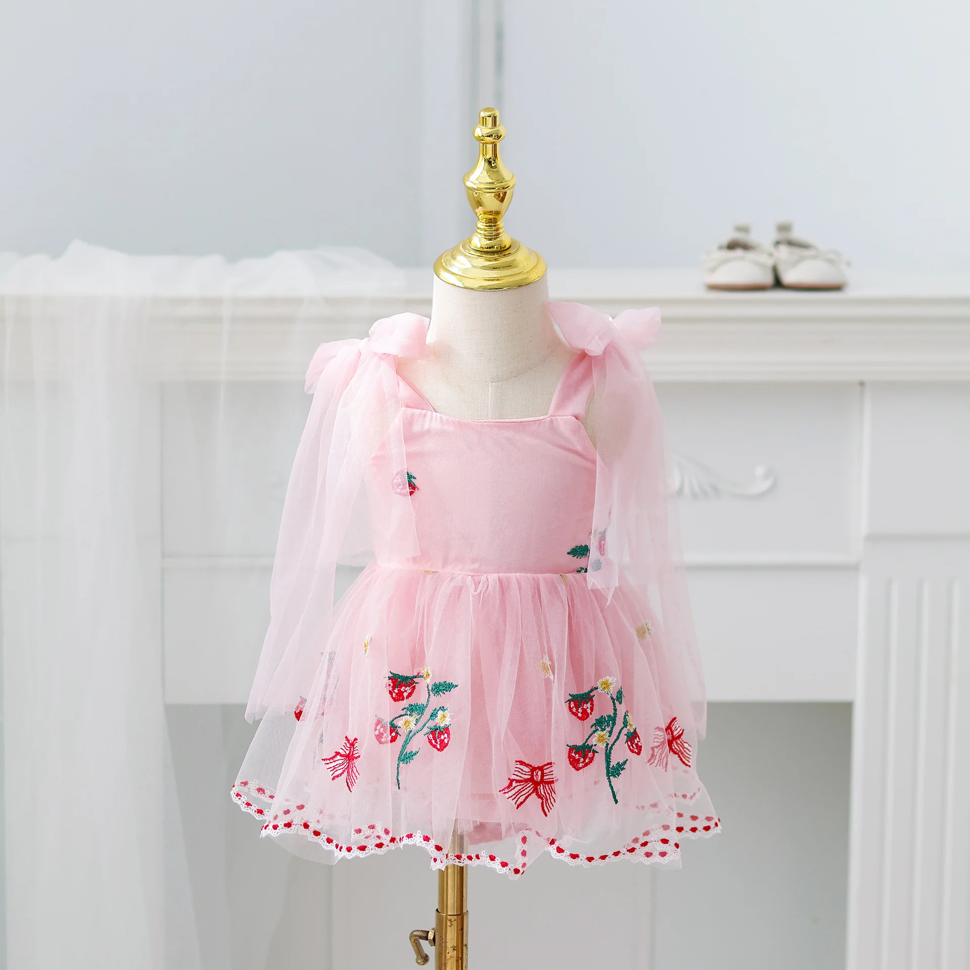 0-2 Y Summer Baby Girls Clothes Embroidery Dress for Toddler Girls Back Bow Infant Dresses
0-2 Y Summer Baby Girls Clothes Embroidery Dress for Toddler Girls Back Bow Infant Dresses