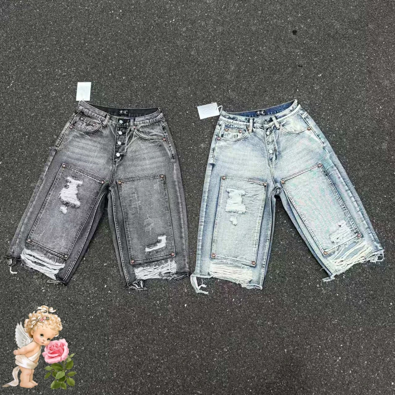 Thug Club Hole Damaged Short Jeans Back Pockets Embroidery Star Moon Shortpant Men Women Black Blue Washed Casual Denim Pants
Thug Club Hole Damaged Short Jeans Back Pockets Embroidery Star Moon Shortpant Men Women Black Blue Washed Casual Denim Pants