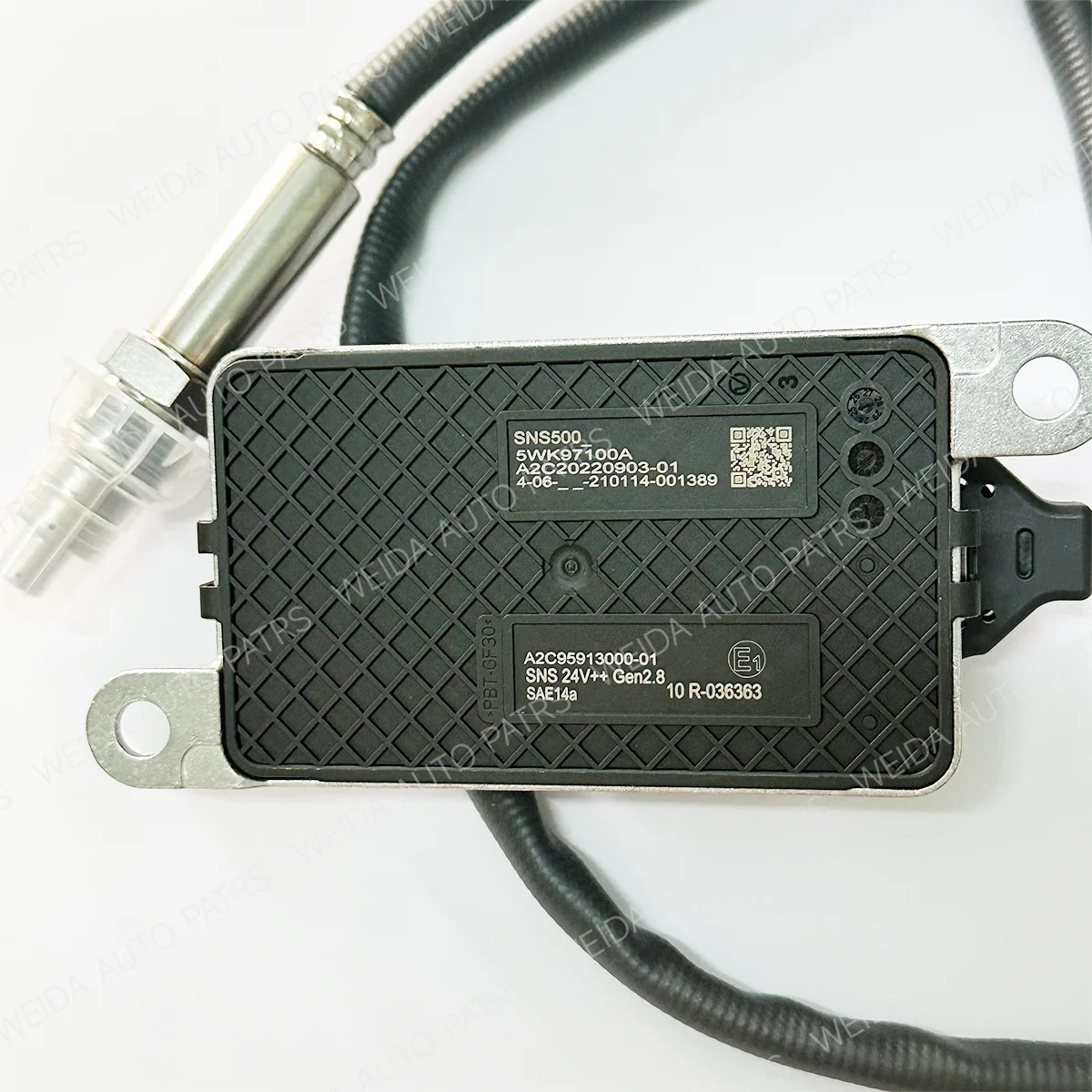 New NOX Sensor Nitrogen Oxygen Sensor 5WK97100A A2C95913000-01 A2C20220903-01 SNS500
New NOX Sensor Nitrogen Oxygen Sensor 5WK97100A A2C95913000-01 A2C20220903-01 SNS500