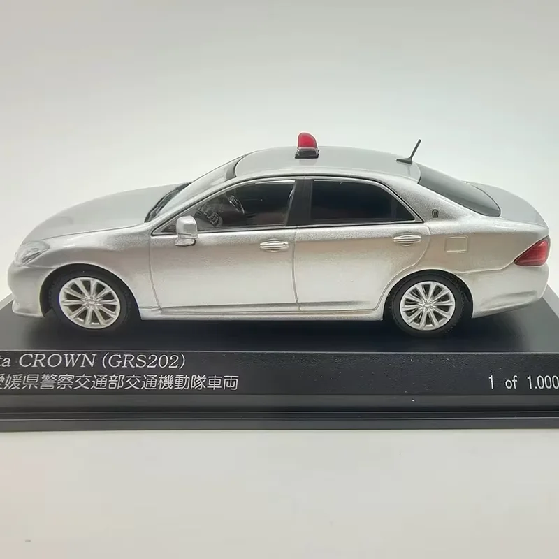 Модель автомобиля Kyosho RAI'S 1/43 CROWN GRS202 2011/2013 из сплава, статическая коллекционная модель, украшение, праздничный подарок, игрушка
Модель автомобиля Kyosho RAI'S 1/43 CROWN GRS202 2011/2013 из сплава, статическая коллекционная модель, украшение, праздничный подарок, игрушка