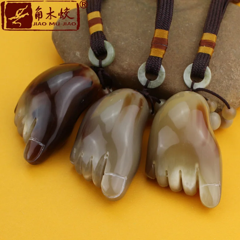 Crafted from Yak Horn of the Jiaoguao Plateau, the Buddha's Footboard of Contentment brings happiness through contentment
Crafted from Yak Horn of the Jiaoguao Plateau, the Buddha's Footboard of Contentment brings happiness through contentment