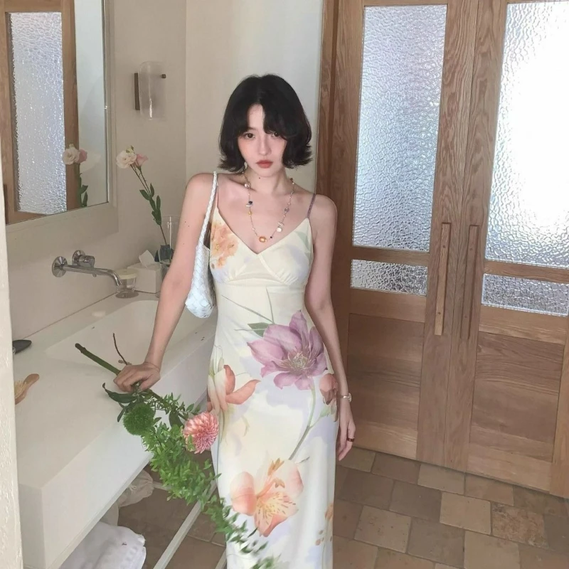 French Elegant and Gentle Style Mesh Printed Halter Dress for Women 2026 Summer New Fashionable Sexy Spicy Girl Slimming Dress
French Elegant and Gentle Style Mesh Printed Halter Dress for Women 2026 Summer New Fashionable Sexy Spicy Girl Slimming Dress