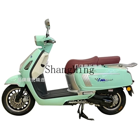 CL original retro 125C fuel men's and women's scooter, brand new national four EFI vehicle
CL original retro 125C fuel men's and women's scooter, brand new national four EFI vehicle