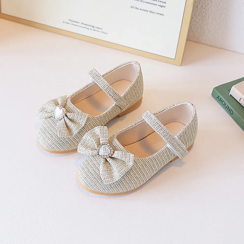 Bow Princess Girls Party Dance Shoes Baby Student Flats Kids Performance Shoes New Children Leather Shoes
Bow Princess Girls Party Dance Shoes Baby Student Flats Kids Performance Shoes New Children Leather Shoes