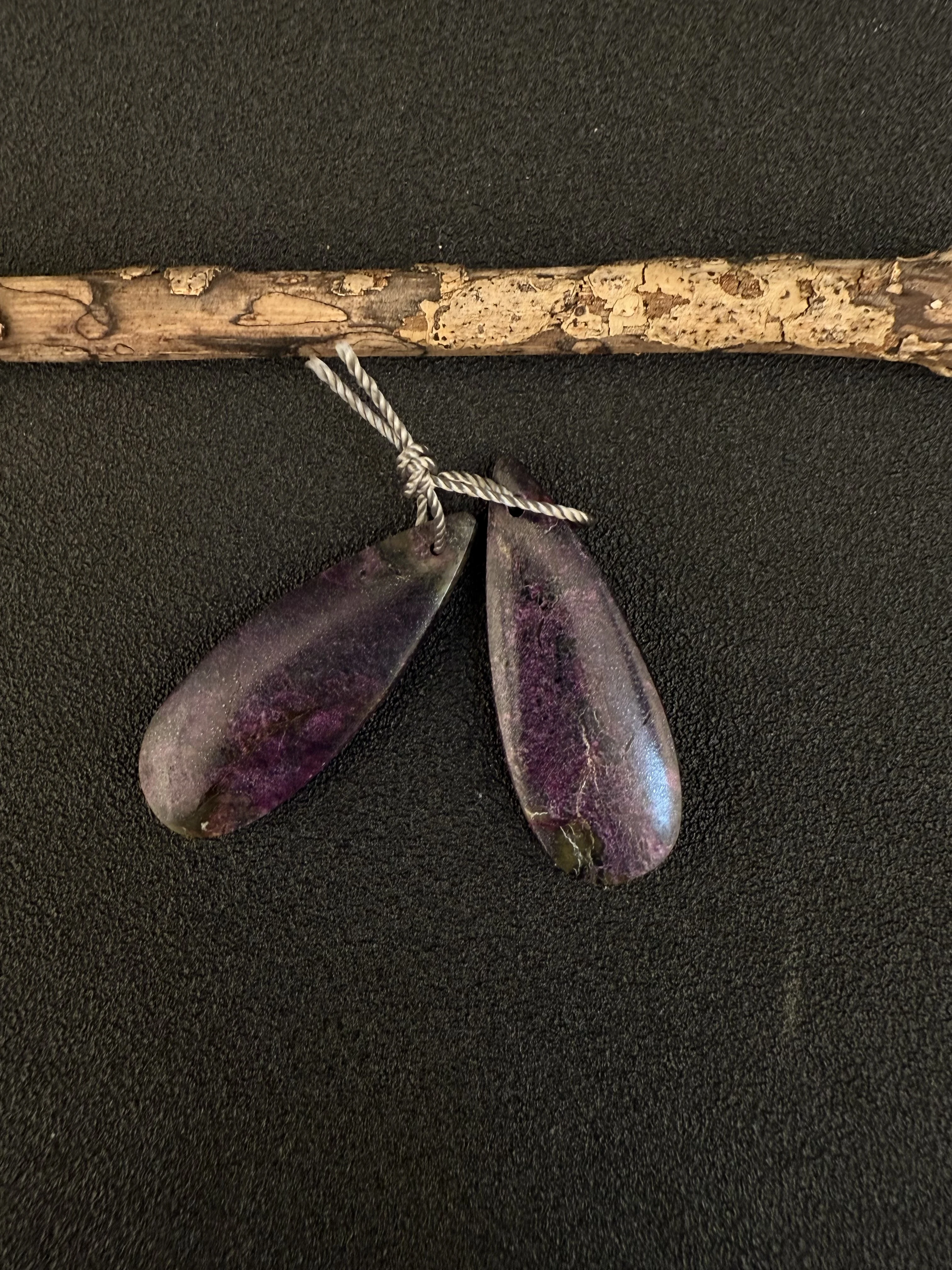 Natural Stone Atlantisite Purple Stone Water Drop Earrings - DIY Handmade Jewelry 32×12×2mm, 4.7g
Natural Stone Atlantisite Purple Stone Water Drop Earrings - DIY Handmade Jewelry 32×12×2mm, 4.7g