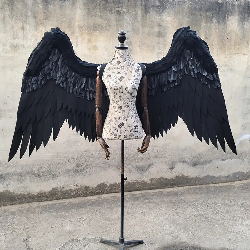 Gothic black Feather T-Stage Angel Wings Cosplay Prop for Halloween Birthday Party Internet Celebrity Photo Props Model Show
Gothic black Feather T-Stage Angel Wings Cosplay Prop for Halloween Birthday Party Internet Celebrity Photo Props Model Show