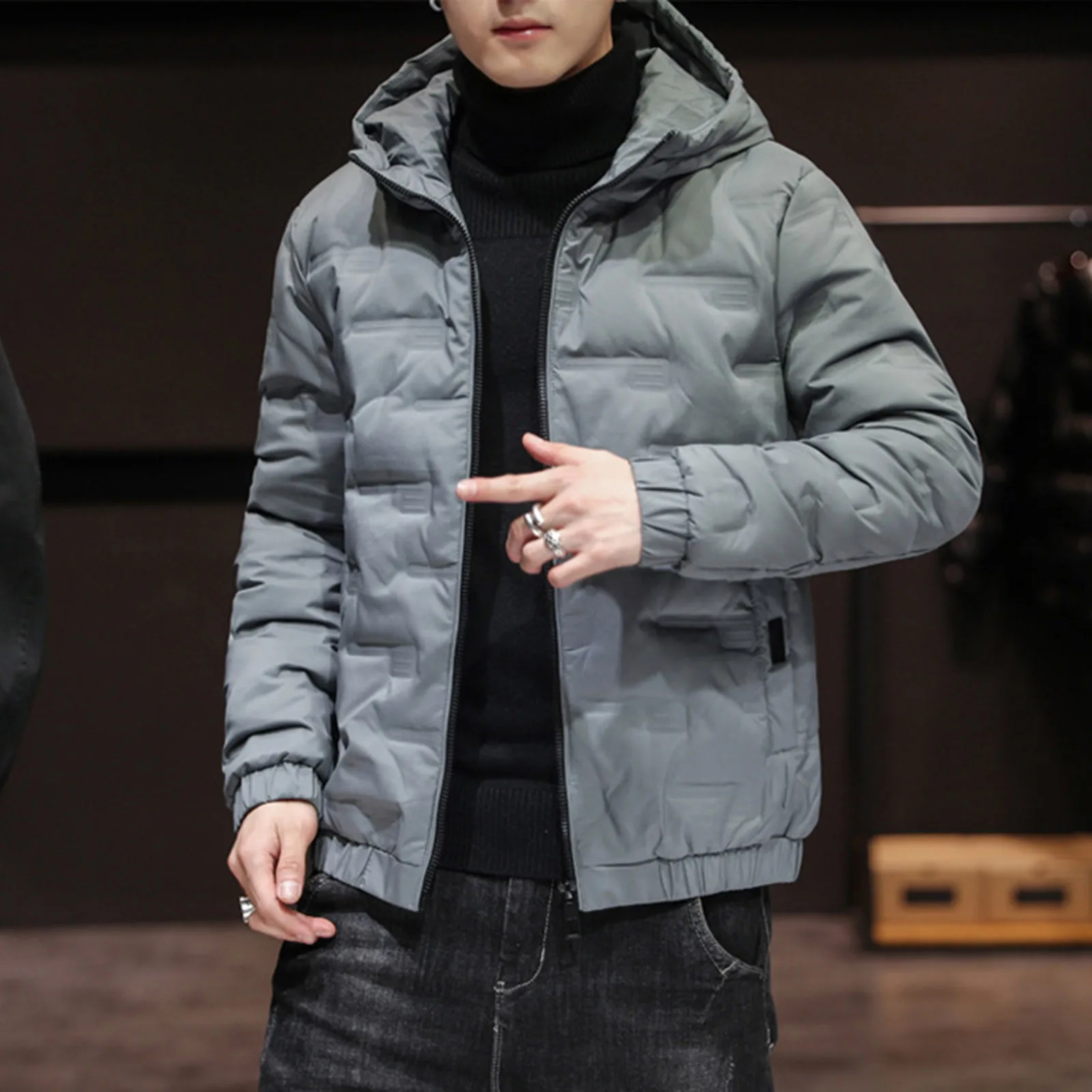 Мужская зимняя стеганая куртка, уличная однотонная бархатная пуховая куртка с капюшоном, легкая пуховая куртка на флисовой подкладке с молниями, верхняя одежда
Мужская зимняя стеганая куртка, уличная однотонная бархатная пуховая куртка с капюшоном, легкая пуховая куртка на флисовой подкладке с молниями, верхняя одежда