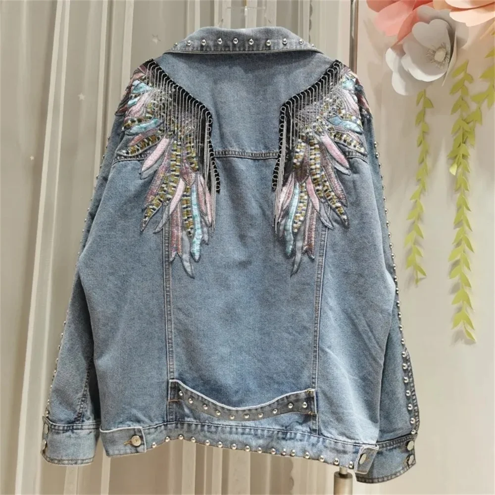 2023 New AutumnFashion Rivet Woman Denim Jacket Long Sleeve Female Jackets Jeans Coat Beading Tassel Denim Coat Outerwear
2023 New AutumnFashion Rivet Woman Denim Jacket Long Sleeve Female Jackets Jeans Coat Beading Tassel Denim Coat Outerwear