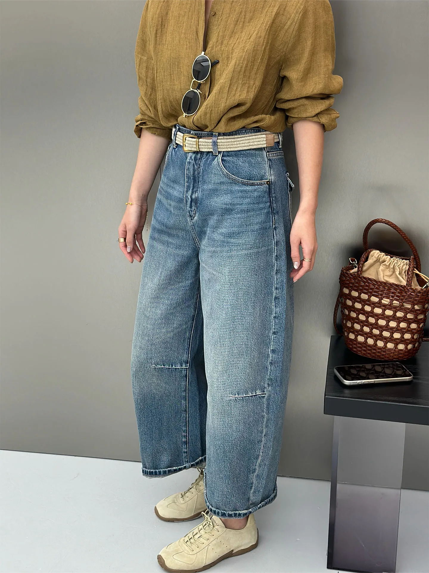 Bodhl Vintage High Waist Loose Fit 9-Piece Jeans Women's Pants Spring 2026 Structured 3D Denim Slimming Effect
Bodhl Vintage High Waist Loose Fit 9-Piece Jeans Women's Pants Spring 2026 Structured 3D Denim Slimming Effect