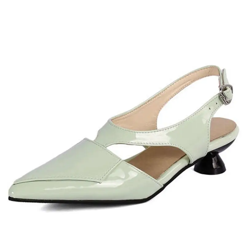 SIMLOVEYO Buty replikk Пряжка Ремни Большие размеры 33-45 Однотонные черные, красные, зеленые элегантные женские сандалии с острым носком на странном низком каблуке
SIMLOVEYO Buty replikk Пряжка Ремни Большие размеры 33-45 Однотонные черные, красные, зеленые элегантные женские сандалии с острым носком на странном низком каблуке