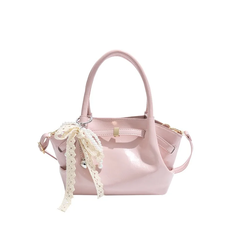 Women's Bag Niche Fashion Wing Bag 2026 New Commuting Handheld Versatile One Shoulder Vegetable Basket Bag
Women's Bag Niche Fashion Wing Bag 2026 New Commuting Handheld Versatile One Shoulder Vegetable Basket Bag