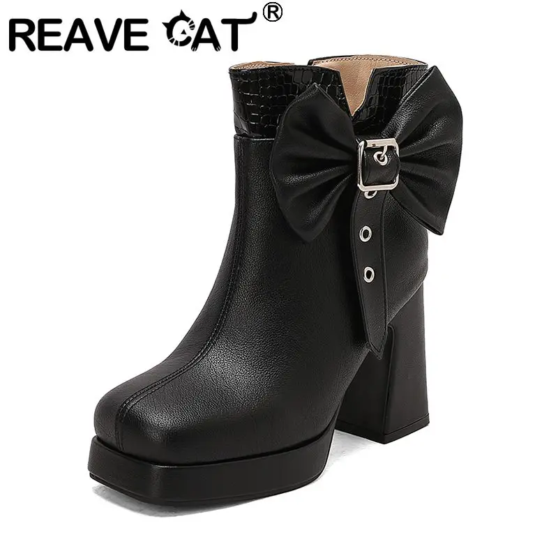 REAVE CAT Female Ankle Boots Square Toe 10cm Chunky Heels 2cm Platform Side Zipper Bowknot Large Size 46 47 48 Daily Short Bota
REAVE CAT Female Ankle Boots Square Toe 10cm Chunky Heels 2cm Platform Side Zipper Bowknot Large Size 46 47 48 Daily Short Bota
