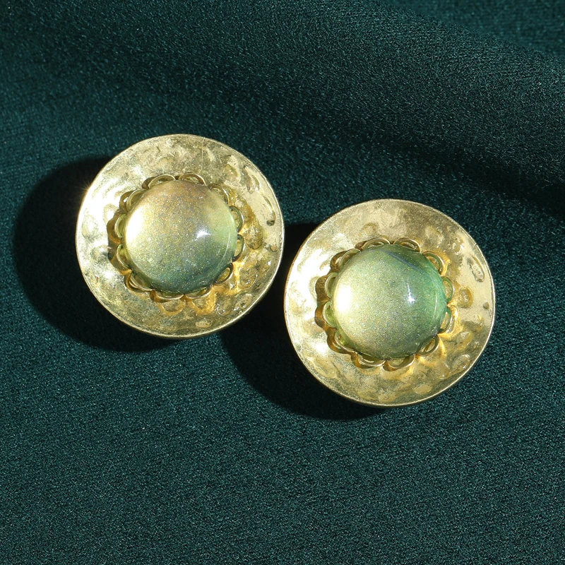 Vintage Green Glass Stud Earrings for Woman Round Gold Plated Wedding Party Accessories Natural Stone Gift 2026 New Arrival
Vintage Green Glass Stud Earrings for Woman Round Gold Plated Wedding Party Accessories Natural Stone Gift 2026 New Arrival